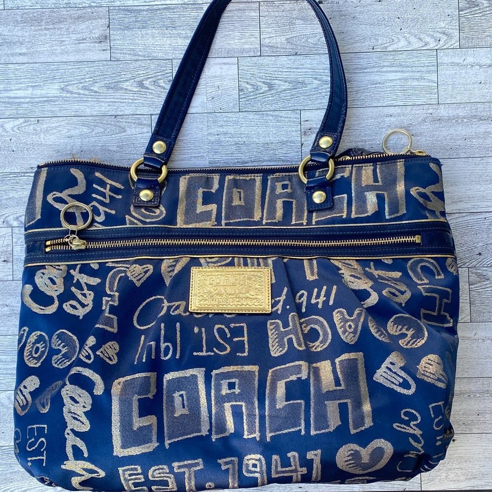 Authentic Coach #D1067-15301 Poppy Story Patch Bag Shoulder Bag
